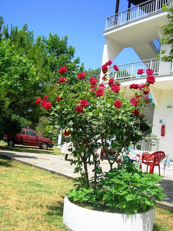 Apartments Ziogas Paralía Skotínis المظهر الخارجي الصورة