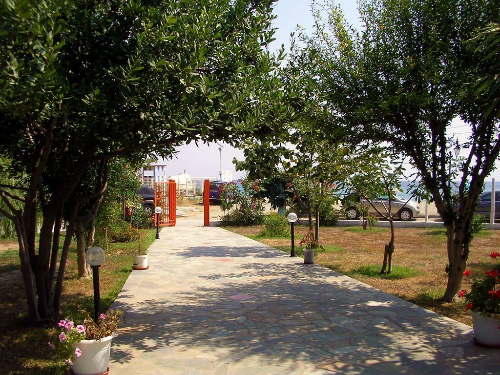 Apartments Ziogas Paralía Skotínis المظهر الخارجي الصورة